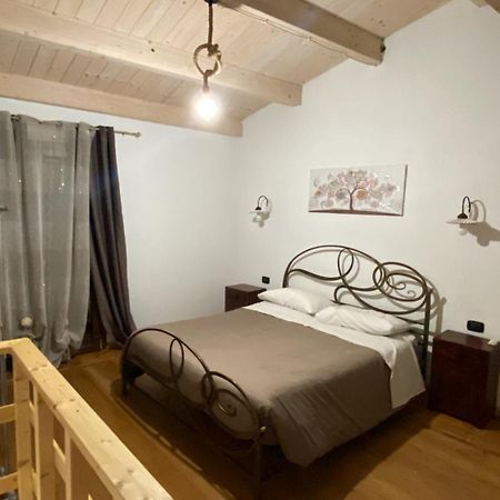 Guest House Tzia Udroni Ossi Buitenkant foto