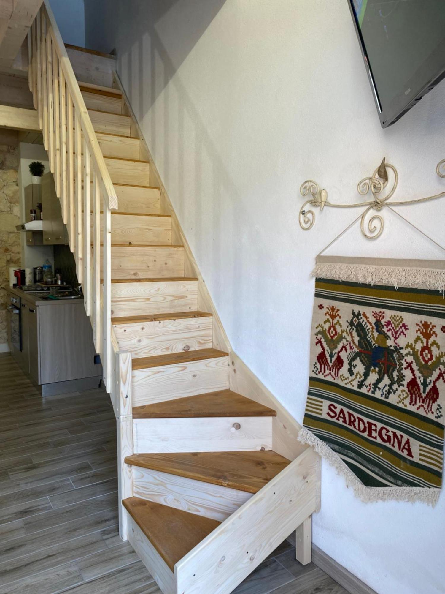 Guest House Tzia Udroni Ossi Buitenkant foto
